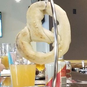 Meet your Posher, Cyndi